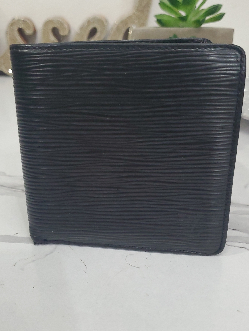 🇨🇵Louis Viutton Black Textured Epi Leather Bifold Wallet 🖤